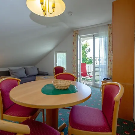 Wohnpark Stadt Hamburg - Apt. 39 アパート ビンツ